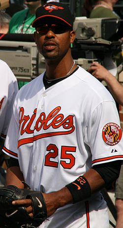 Derrek Lee