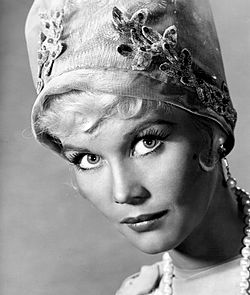 Dorothy Provine