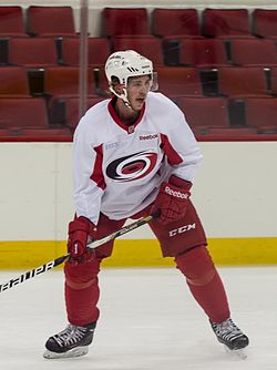 Elias Lindholm