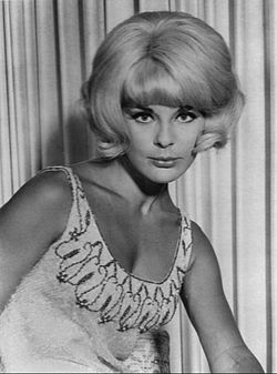 Elke Sommer Faqs 21 Facts Rumors And The Latest Gossip