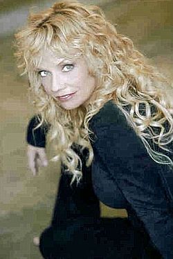 Kelli Maroney