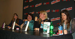 Maureen Johnson