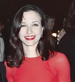 Bebe Neuwirth FAQs 2024- Facts, Rumors and the latest Gossip.