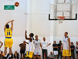 Derrick Sharp