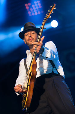 Mike Ness FAQs 2024- Facts, Rumors and the latest Gossip.